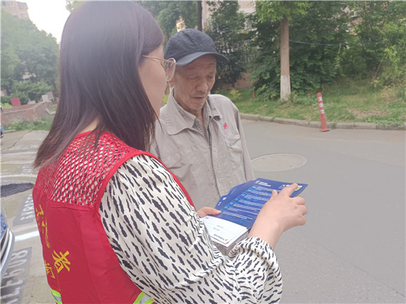 【我為群眾辦事實】馨康苑社區(qū):反詐宣傳“面對面”守護群眾“錢袋子”