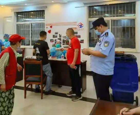 【英雄就在身邊】沒事沒事，我還能再走兩步！