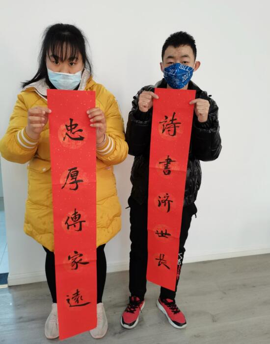 石埠橋社區(qū)：開展“迎新春 慶虎年”寫福字、送春聯(lián)活動